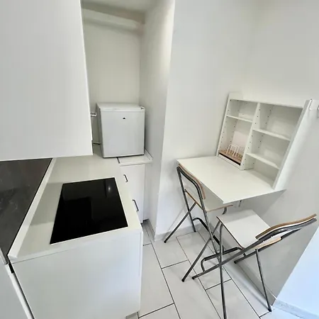 Apartman Zar 9 *